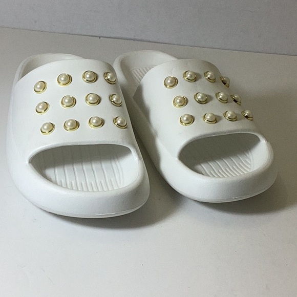 KENNETH COLE 

Mello Eva Pearl Womens Embellished Comfort Insole Slide Sandals - Picture 4 of 5